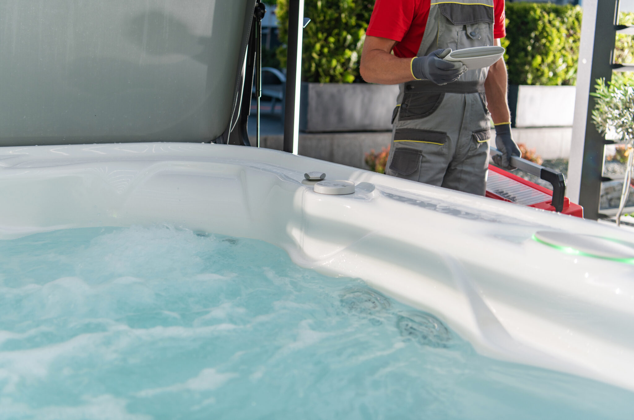 guide-having-a-hot-tub-removed-remove-and-haul-save-20-on-moving